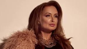 Se acaba el misterio: Dora Mazzone muestra al italiano con quien se casó