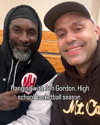 Jonathan Serrano (@jonathan.srrno) • Instagram photos and videos