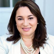 2024 Oscar nominee Emily Blunt presents the AIS Freeing Voices, Changing  Lives Award to Dr.