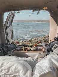 Cute at home movie date ideas. Put It In Park 10 Cute Car Date Ideas Green Wedding Shoes