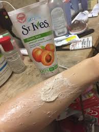 Psa For Us Unfortunate Souls Who Own A Bottle Of St Ives Apricot Scrub Don T Toss It Instead Repurpose As A Mil Trik Kecantikan Perawatan Kulit Kecantikan
