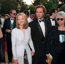 Alicia christian jodie foster (born november 19, 1962) is an american actress, director, and producer. Jodie Foster Gay Actress To Tell Sons Who Their Father Is When They Turn 21 Daily Mail Online