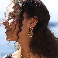 PERNNLA PEARL 18K Gold Drop Dangle Earrings for Women Geometric Circle  Paper Clip Chain Dangle Earrings Dainty Vintage Twist Woven Post Earrings,  : Buy Online at Best Price in KSA