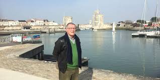 Maybe you would like to learn more about one of these? Charente Maritime Les Guides Touristiques Attendent La Haute Saison