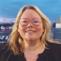 Melissa Roden's Instagram, Twitter & Facebook