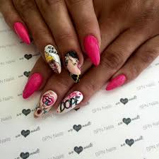 Spn Uv Laq 561 Night In Miami 502 My Wedding Dress Nails By