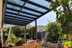 Maka anda dapat mempercayakan proses pasang kanopi baja ringan ini melalui jasa pasang kanopi baja ringan dari pusat atap modern. Kanopi Baja Ringan Jakarta Selatan Bengkelteralis Com