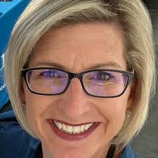 Deanna Fields (@MrsFieldsCMS)