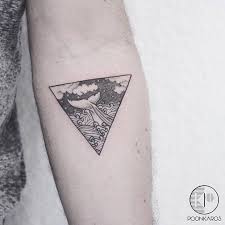 Çünkü küçük bir dövme, çok büyük bir anlam taşıyor olabilir. Tattoo Ideas Dovme Modelleri Ucgen Dovme