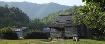 Background in previous years, motor vehicle closures occured on wednesdays and saturdays until 10am. Explore Cades Cove In The Smoky Mountains Pigeon Forge Tn