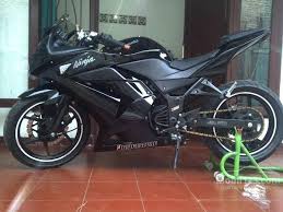 Sepeda motor bekas dan baru di indonesia 2021. Jual Motor Kawasaki Ninja 2011 0 3 Di Banten Manual Hitam Rp 36 000 000 2395694 Mobil123 Com