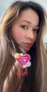 Johann & mama Ging enjoying with the Lories @highlight Johann J Miguel Red  Gielou Bontuyan Mi Escala Miguel Huertas Escala Peniel Escala JonaSs  Pelarmo Phoebe Dulce