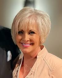 Stephanie Doak's Instagram, Twitter & Facebook