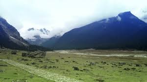 Yumthang valley sikkim yumthang valley sikkim or sikkim valley of flowers sanctuary, is a nature sanctuary with river, hot. Yumthang Valley Tour In North Sikkim