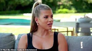 Scott Disick 36 Contemplates Moving To Malibu With Girlfriend Sofia Richie 21 Daily Mail Online
