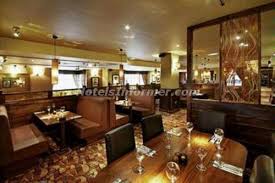 Ideally situated on the outskirts of chesterfield, famous for its crooked spire and surrounded by the beautiful peak district. Premier Inn Chesterfield West