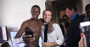 Président de la république française. Macron S Selfie Gets The Middle Finger Politico