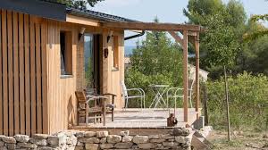 Une bâtisse en pierre, respectueuse de l'environnement. Construction Maison Neuve Plans Conseils Bonnes Idees Cote Maison