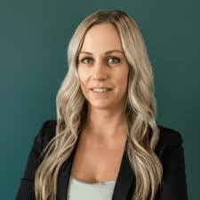 Rochelle Leger's Instagram, Twitter & Facebook