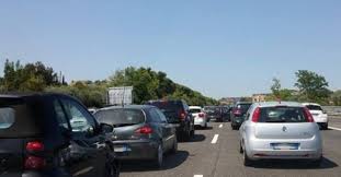 Terribile incidente stradale in autostrada. Incidente Sull A14 Quattro Feriti E Traffico In Tilt Anche Sulla Statale 16 Riviera Oggi