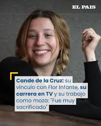 Su primera obra en Uruguay fue una de terror, y desde entonces no ha parado  de crecer. Candelaria de la Cruz, nieta de Cacho e hija de Maxi nació y se  crió