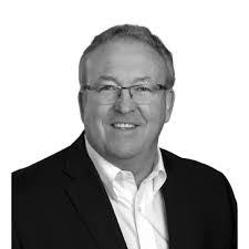 Tom Crumpton's Instagram, Twitter & Facebook