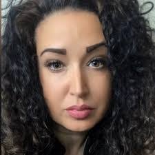 Nicole Geer's Instagram, Twitter & Facebook