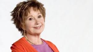 Voici mon couple favoris dans scéne de ménage: Plus Belle La Vie Retour De La Mere De Boher Huguette De Scenes De Menages Purebreak