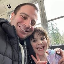 Jennifer Denning's Instagram, Twitter & Facebook