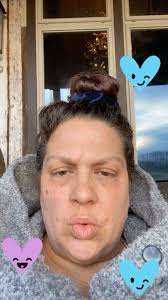 Finding these face filter things and no idea how to work them 🤷🏽‍♀️