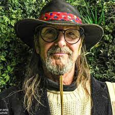 Derek Croucher's Instagram, Twitter & Facebook