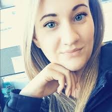 Bonnie Desjardins's Instagram, Twitter & Facebook