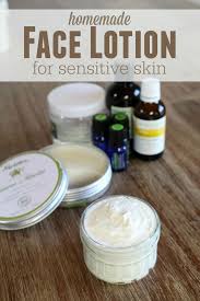 Skin Care Products Can Be Expensive And We Really Don T Know If They Ll Be Effective Make Your Own This Lotion Homemade Face Lotion Face Lotion Homemade Face