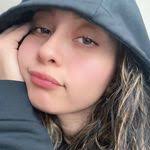 Delilah Romo's Instagram, Twitter & Facebook