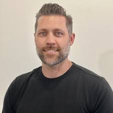 Amanda Kies's Instagram, Twitter & Facebook