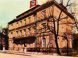 Vom volksmund schnell „braunes haus getauft, bevorzugte der „führer die bezeichnung für das bayerische kultusministerium und die stadt münchen hat die landeszentrale für politische. Braunes Haus Munchen Historisches Lexikon Bayerns