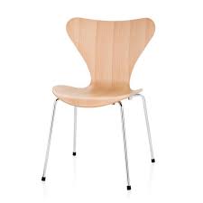 Replica arne jacobsen serie 7 stuhl, die auf der website angeboten werden, werden in kräftigen und leuchtenden farben angeboten, um kinder anzusprechen und sie dazu zu bringen, in ihnen zu sitzen. Jacobsen Serie 7 Stuhl Gunstig Online Kaufen Sedie Design