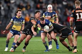 Wests tigers vs parramatta eels. Hlno1et O Vnm