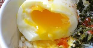 Meskipun telur setengah matang terasa lezat, tapi beberapa orang lainnya menganggap makanan ini ini karena telur yang tidak dimasak dengan benar rentan mengandung bakteri salmonella yang. Telur Setengah Matang Ternyata Berbahaya Dikonsumsi Ini Alasan Ilmiahnya Sumsel Update