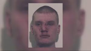 Man steals Kelso police car, hits WSP trooper