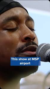 From “The Voice” to the airport: Minnesota's Cameron Wright serenaded  nearly 31,000 travelers at MSP a day after their final performance aired.