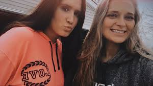 mallory knowles (@mallory_knowles)