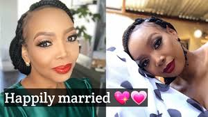 Thembisa mdoda is a safta awards winner and 2 times dstv mvca winner. Thembisa Mdoda Nxumalo Showing Us Glimpse Of Her Stunning Wedding Ring Youtube