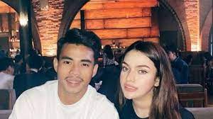Hal itu diketahui setelah sang wanita membongkar prilaku yudha febrian secara terperinci di twitter. Nurhidayat Pamer Foto Mesra Bareng Pacar Begini Komen Tak Terduga Netizen