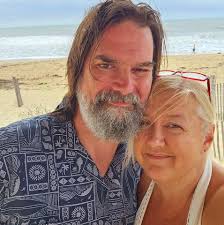 Easy crockpot dinner I make a meatball soup in my slow cooker.