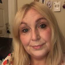 Does anyone know if Blue Badge holders have to pay in the car park behind  Bettys? Near Pranzo … Thank you