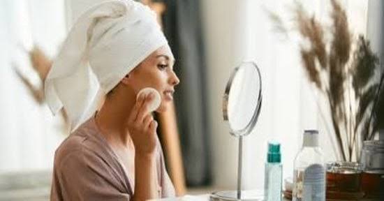 بشرة نضرة ولوك بسيط.. 6 خطوات لتطبيق تريند Clean Girl بميزانية قليلة - اليوم السابع