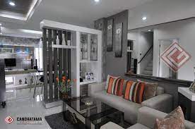Kita dapat memilih karpet lantai dengan warna dan motif yang berkelas. Inspirasi Desain Ruang Tamu Minimalis Idaman