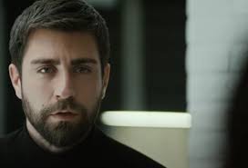 Videoyu izlerken ailece bir pazar gezintisi düşlüyor insan. Wtiak9y3k2o 9m
