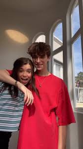 I Still Cant Believe What Happened Between These To But No One Knows The Full Story And Neither Do I So We Shouldn T Ke In 2020 Josh Richards American Girl Celebrities